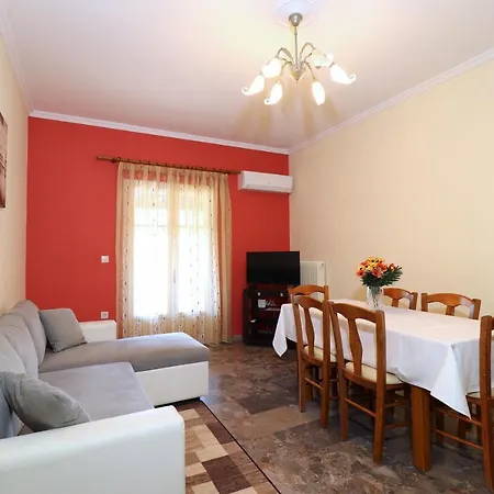 A Apartment- Corfu Town, * Kanóni